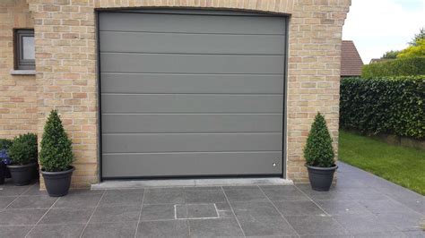 Acheter ou vendre gratuitement votre garage porte | châssis & portes coulissantes d'occasion ou neuve ? Porte de garage sectionnelle à Comines, Lille, Tournai ...
