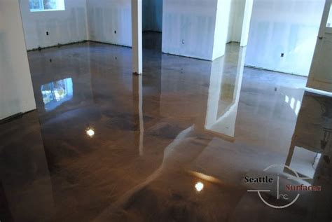 Our metallic epoxy basement floor is full of excitement and has some pretty amazing effects that can be made by using this flooring option. Designer Metallic Epoxy Basement Floor | Hometalk
