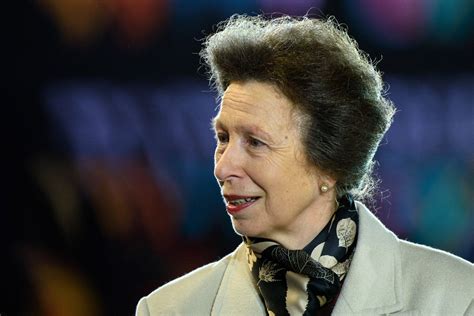 At the time of her birth, she was third in the line of succession to the british throne. Princess Anne cooks up trouble in GM food row | London ...