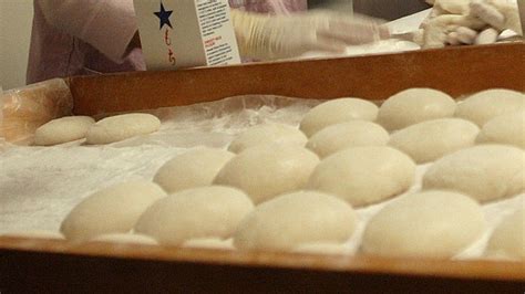 Delicious But Deadly Mochi The Japanese Rice Cakes That Kill Bbc News