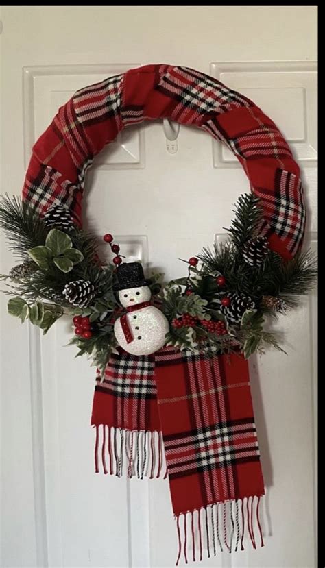 20 Gorgeous Dollar Store Christmas Wreaths Artofit