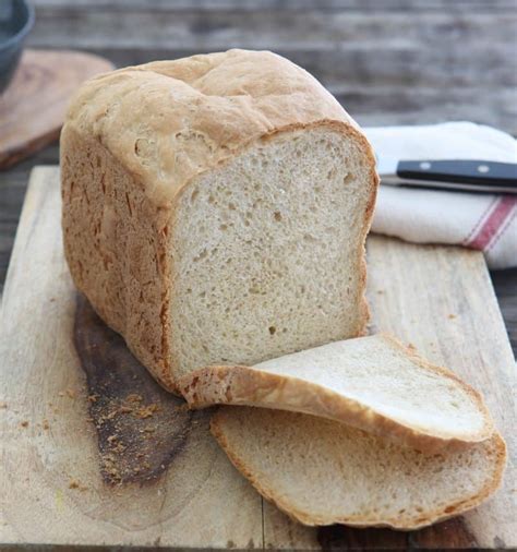 Easy Basic White Bread Bread Machine