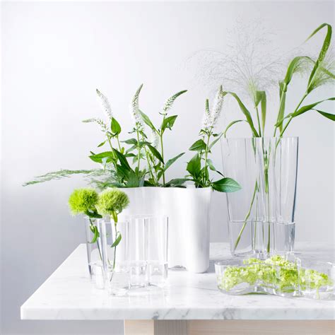 Its exterior complements the local landscape and nearby park, while the inside features. iittala Aalto Finlandia Clear Vase - 10" - iittala Aalto ...
