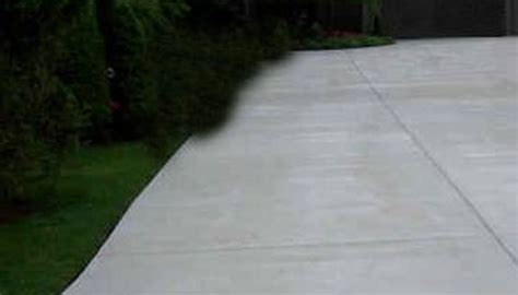 Do it yourself rubber driveway. Do-It-Yourself Concrete Driveway | Garden Guides