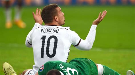 Lukas Podolski Nach Deutschlands Pleite Gegen Irland Selbstkritisch Und Realistisch „situation