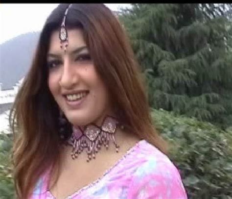 Pashto Drama Hot Actress Sami Khan Nono New Celebrity Photos Pictures