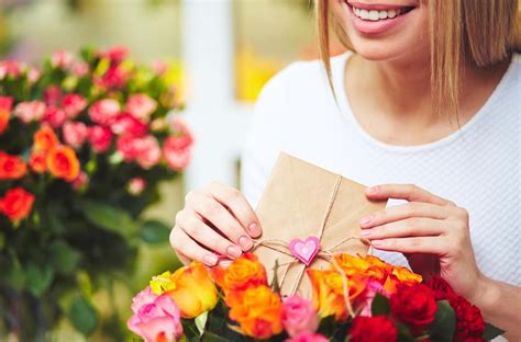How To Care For Your Freshly Delivered Flowers Flowers Delivered