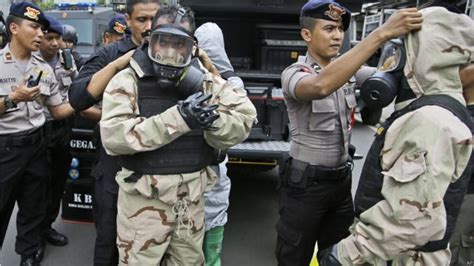 Rangkaian Foto Ledakan Di Jakarta Enam Orang Tewas Bbc News Indonesia