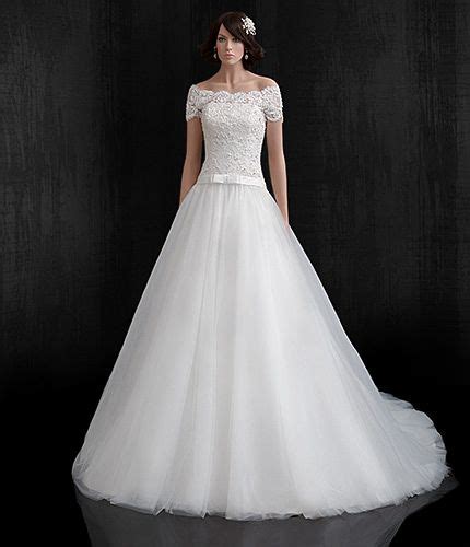 We did not find results for: Brautkleider 2016 Modell L16032 von IMPOORIA. | Brautkleid ...