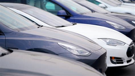 If tesla' stock price was to remain the. Tesla To Cash in on Astronomical Stock Price With $5 ...