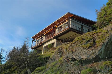 Modern House On Steep Slope