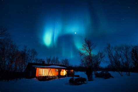 3049227 Aurora Borealis Blue Cabin Cold Lights Night Northern