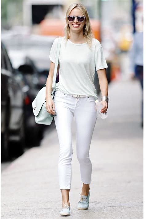 Karolina Kurkova Fashion White Jeans Street Style