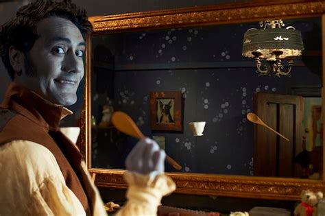 Review ‘what We Do In The Shadows Doesnt Overstay Its Welcome Metro Us
