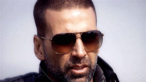 Download Akshay Kumar Close Up Shot Wallpaper