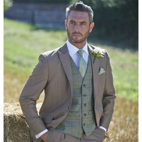 As An Option We Haven T Considered Green Wedding Suit Wedding Suits Men Wedding Suits Groom