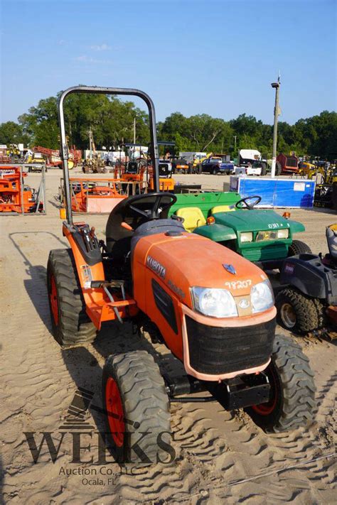 Kubota B2320 Tractors Less Than 40 Hp For Sale Tractor Zoom