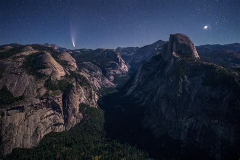 Yosemite Valley Under Moonlight 4k