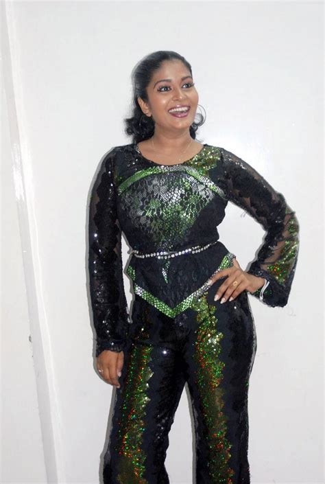 Actress Neepa Dancing Stills Neepa Latest Hot Photos ~ Tamiltelugu