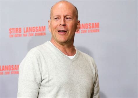 Bruce Willis Wife Does Not Mind His On Screen Kisses Ndtv Movies