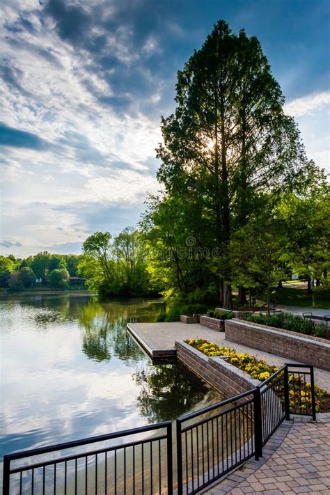 Waterfront Promenade At Wilde Lake In Columbia Maryland Stock Image