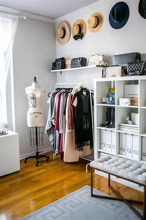 Everything You Need To Know To Turn A Spare Room Into A Walk In Closet