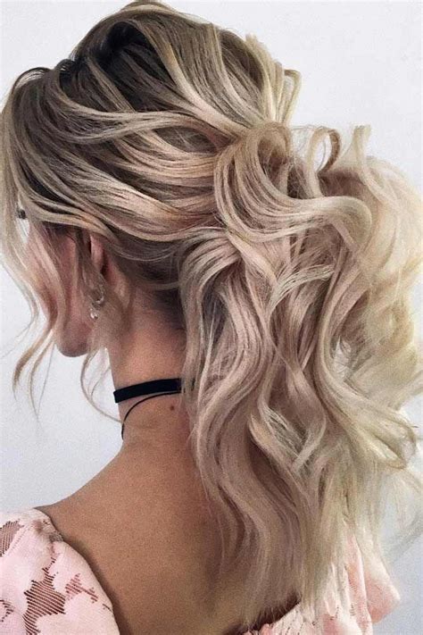 Voluminous Curly Ponytail Hairstyle For Prom Night Ponytail It Is High