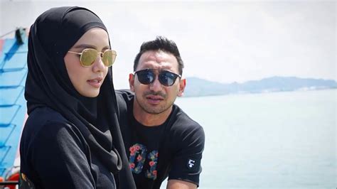Anda sekadar hanya berbual dengan pasangan, kemudian terjadi sesuatu perkara yang serupa dengan apa yang telah dilakukan dengan bekas kekasih atau keunikan dari kebiasaan oleh bekas kekasih. Wanita Lembut Tapi Bengis Tu Bukan Mira Filzah - Zizan ...