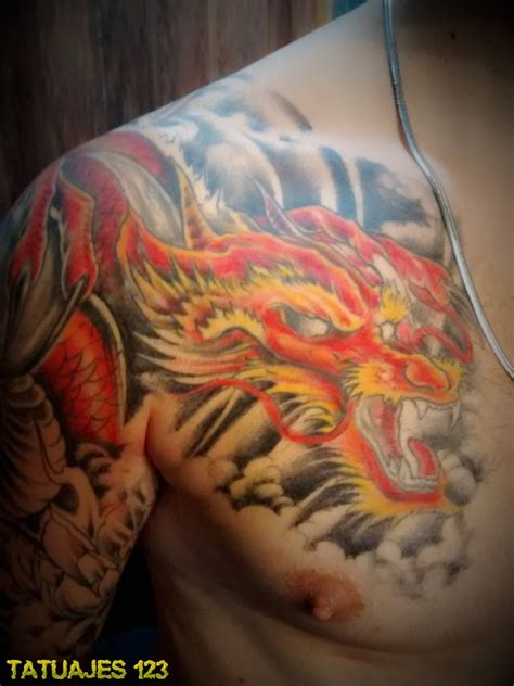 dragon  color tatuajes