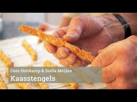 Soepstengels Alias Kaasstengels Van Cees Holtkamp Video Foodtube Nl