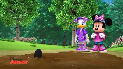 Minnies Bow Toons Camp Minnie The Great Outdoors Exclusive Clip