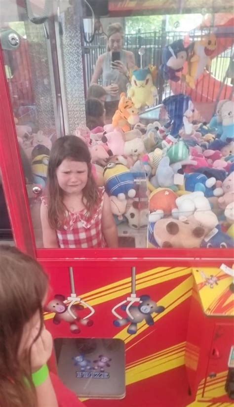 Girl Gets Trapped In Claw Machine After Trying To Steal Teddy Bears
