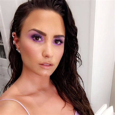 45 Photos That Show Demi Lovatos Natural Beauty Could Bring You To