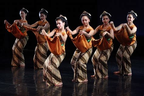 Tari Bedhaya Ketawang Budaya Indonesia