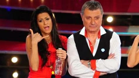 Gino renni canta ogni volta la cantina de la alegria 1966. "Paremos con las estupideces", dijo Gino Renni tras ser ...