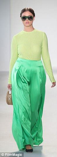 Femail Rounds Up Fashions That Got Our Attention This Week Daily Mail Online
