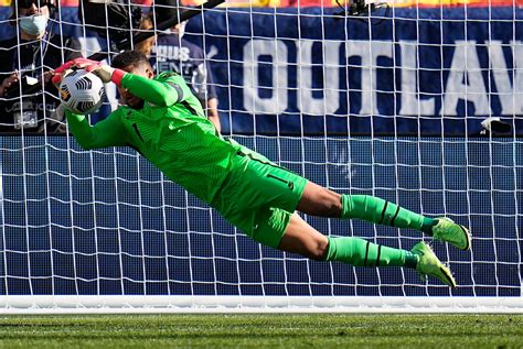 Usmnt Goalkeeper Zack Steffen Gets First Wcq Start In Front Of Home Crowd