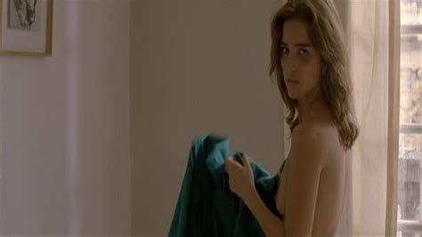 Nude Video Celebs Vahina Giocante Nude Un Lever De Rideau 2006