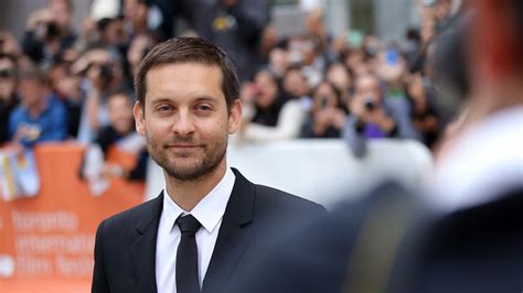 His other major films include pleasantville, ride with the devil, the cider house rules, wonder boys, seabiscuit, the good german, brothers, and the great gatsby. Why Tobey Maguire Disappeared From Hollywood After Spider-Man