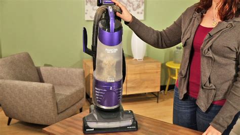 The Bissell Powerglide Deluxe Pet Vacuum Is An Easy Clean Video Cnet