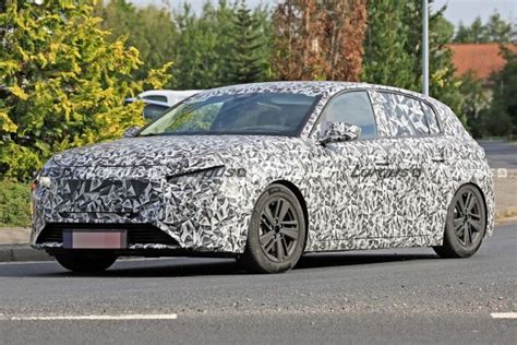 Peugeot lève le voile sur sa nouvelle 308 et le résultat n'est pas décevant. Nouvelle Peugeot 308 (2021). Le style de la compacte se ...