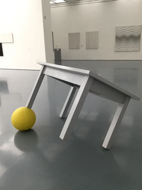 Ein glas steht noch auf dem tisch. Beauty is a rare thing @ SMKP - artiszt : m®e Art ...
