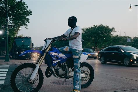 Rapper Meek Mill Shows Off Blue Dirt Bike And Says Pray I Dont Die