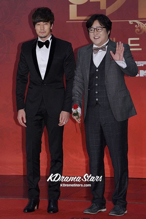 Kwak do won is a south korean actor who was born on may 17, 1974, in seoul, south korea. 2012 SBS Drama Awards Red Carpet: So Ji Sub, Kwak Do Won ...