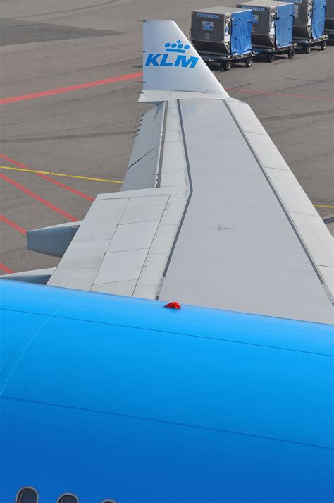 A330 203 Msn 0834 Ph Aok Kl Wing And Winglet A380spotter Flickr