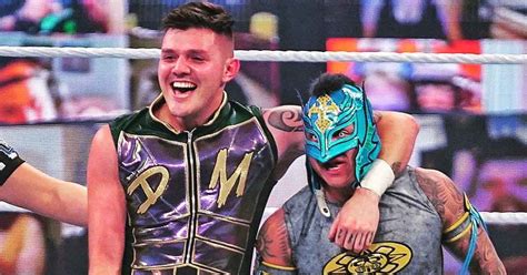 Rey Mysterio - SaarahKritika