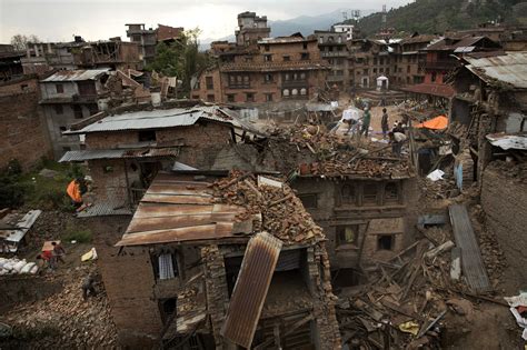 78 Magnitude Earthquake Dismantles Nepal The Maroon