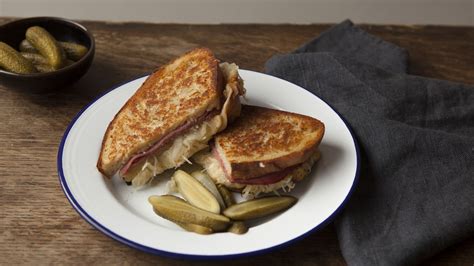 This recipe comes from creole kitchen by vanessa bolosier (pavilion, £25). Sandwich Recipes Bbc Good