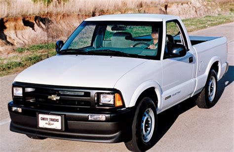 Gm Had The First Electric Pickup With The 1997 1998 Chevrolet S10 Ev