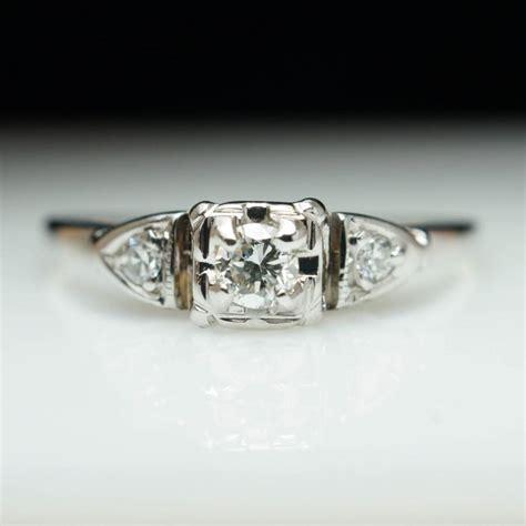 Vintage Art Deco Solitaire Diamond Engagement Ring 14k White Gold Art
